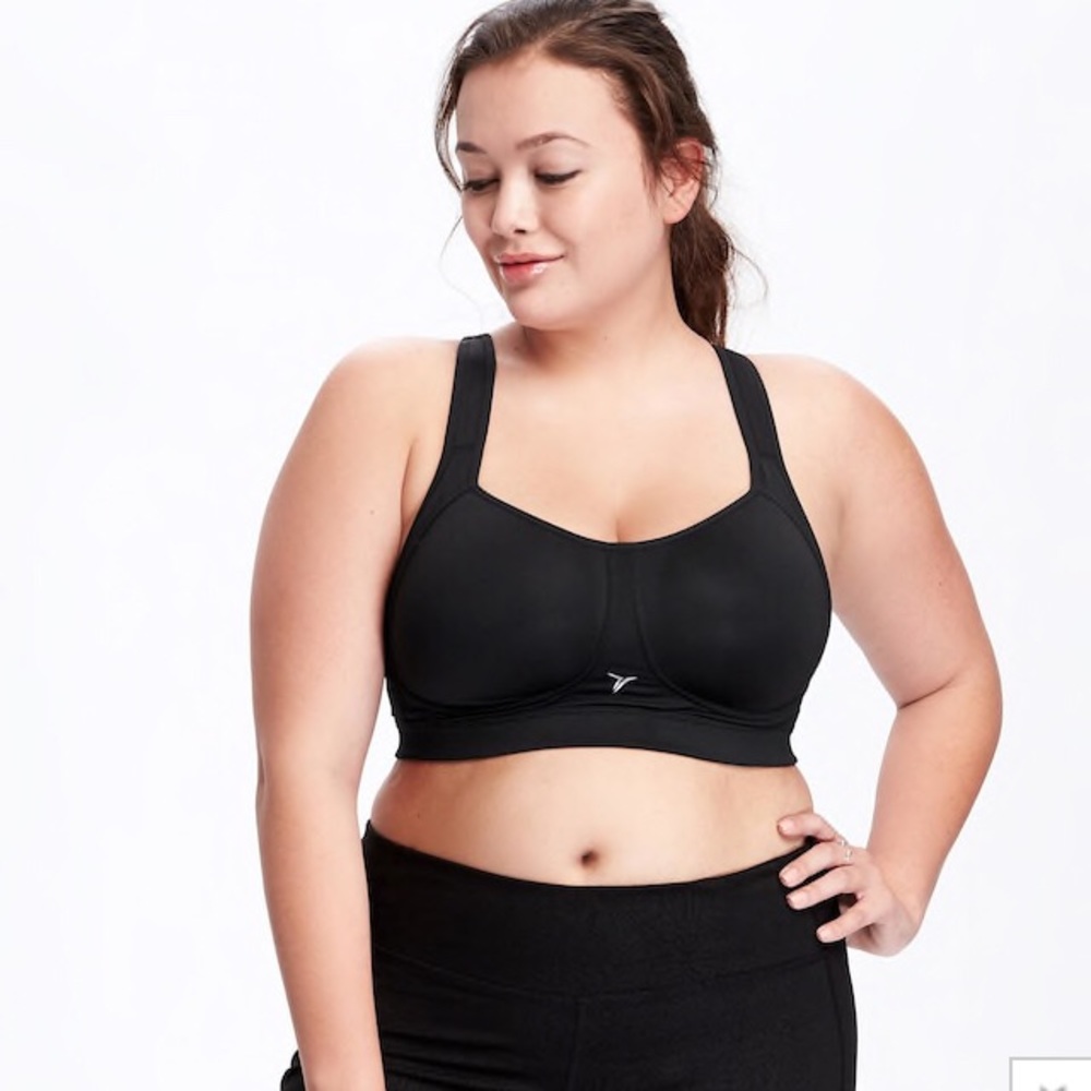 NWT Old Navy sports bra